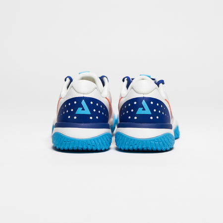 White background, image showing a pair of JOOLA R4LLy pickleball shoes, white and blue colorway.