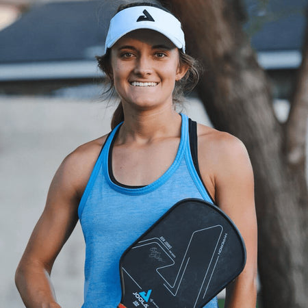 Headshot image of JOOLA Pickleball pro Lacy Schneemann.