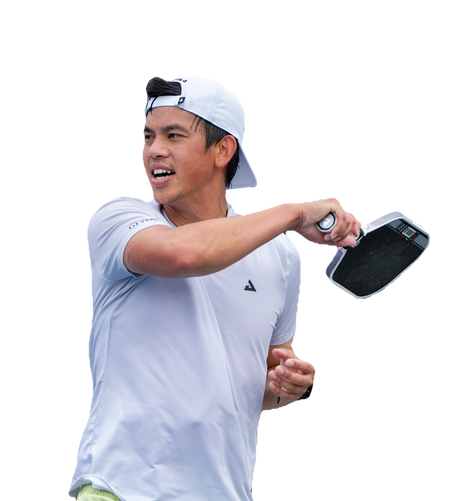 JOOLA Pro Tam Trinh playing with a JOOLA Pro IV.