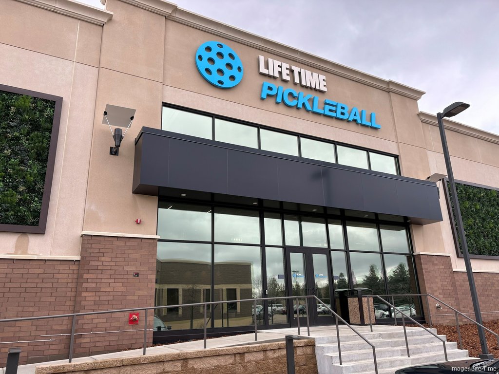 Outdoor image of a Lifetime Pickleball location.